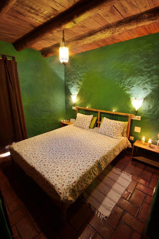 Jade Hotel Ubrique Bagian luar foto