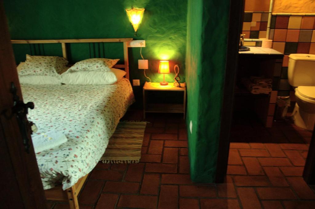 Jade Hotel Ubrique Bagian luar foto
